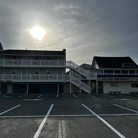 Atlantic Breeze Motel & Apartments Ocean City Exterior photo